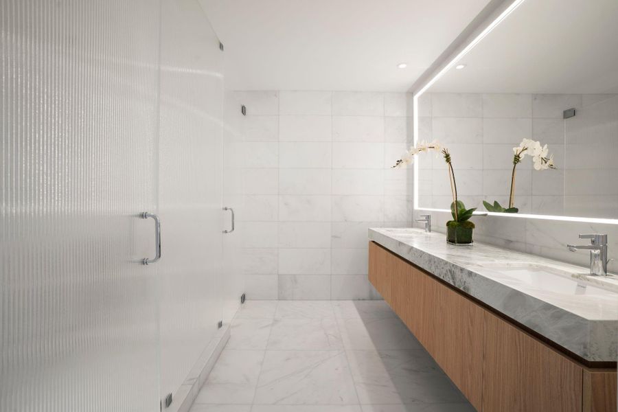 Image 68 of a home in .