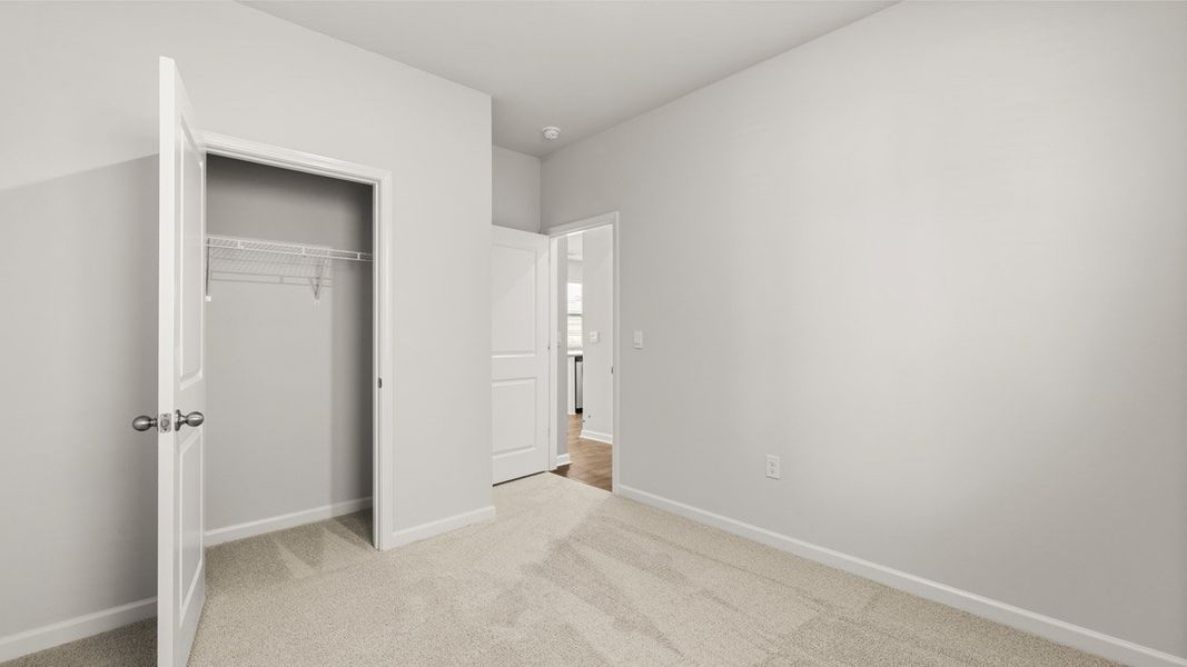 Representative unfurnished interior of a home built from the Burke by D.R. Horton in Estates at Deer Hollow, Grovetown (Image 20).