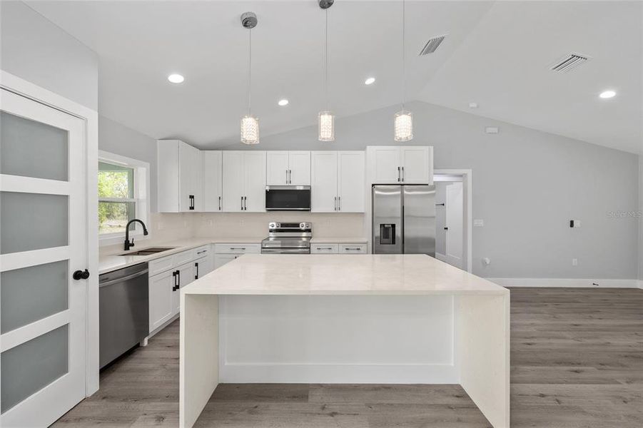 Furnished interior view inside a new home in , Ocklawaha (Image 6).