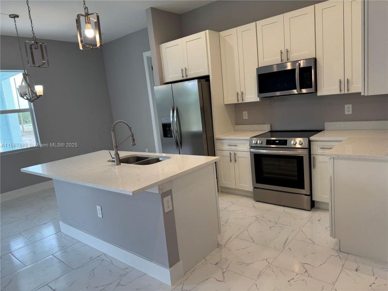 Furnished interior view inside a new home in , Lehigh Acres (Image 5).