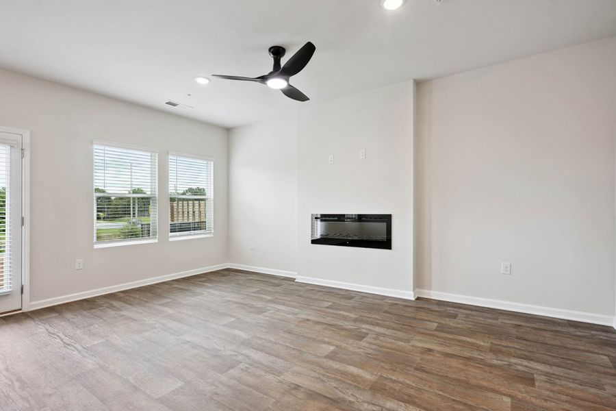 3br New Home in Hampton, GA.  - Slide 4