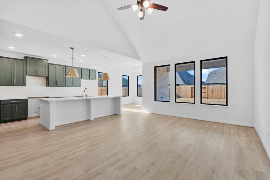 Sample product photo. Actual exterior and interior selections may vary by homesite. Photo may be virtually staged.