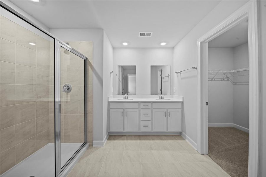 Furnished interior view inside a new home in The Farm at Wells Creek - Heritage Collection, Gray Court (Image 10). Furnished interior view inside a new home in The Farm at Wells Creek - Heritage Collection, Gray Court (Image 10).