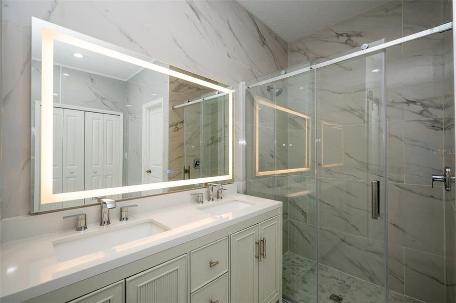 Furnished interior view inside a new home in , Deland (Image 9).