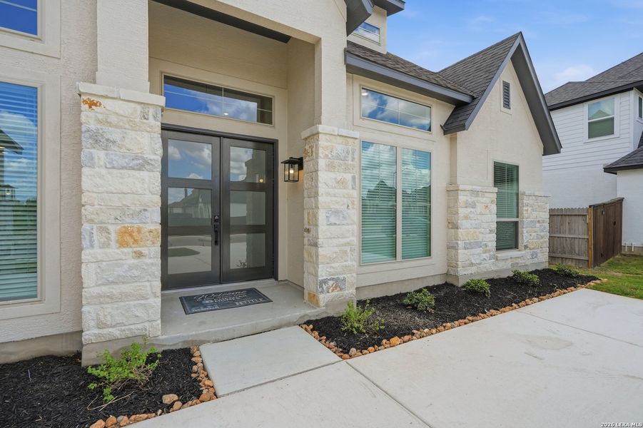 Exterior details and patio area of a home in Mesa Western, Cibolo (Image 3). Exterior details and patio area of a home in Mesa Western, Cibolo (Image 3).