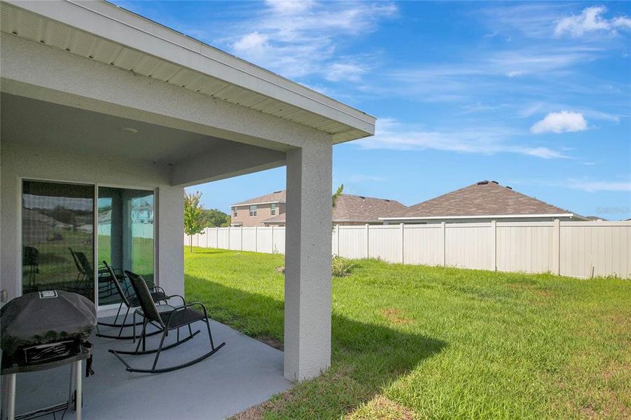 Exterior details and patio area of a home in River Park, Temple Terrace (Image 30).
