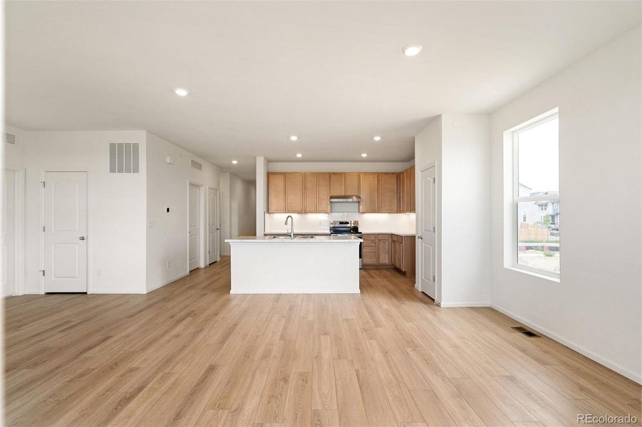 Image 30 of a home in Turnberry.