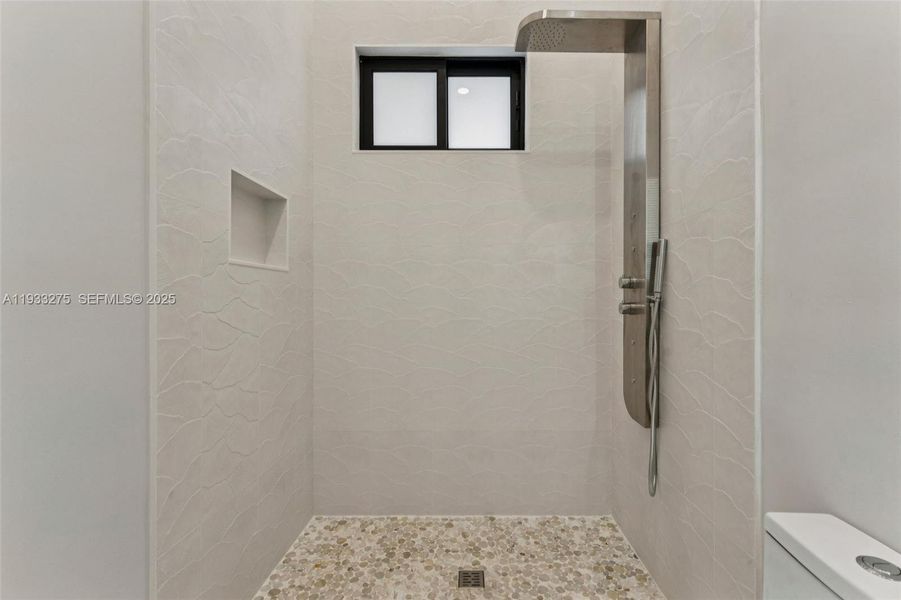 Image 22 of a home in .