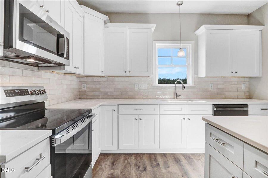 22-1760 Cardianl Dr-22