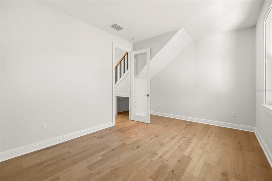 Spacious, unfurnished interior of a new home in , Tampa (Image 28). Spacious, unfurnished interior of a new home in , Tampa (Image 28).