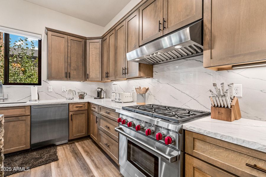 1810 E Magnolia Dr-20