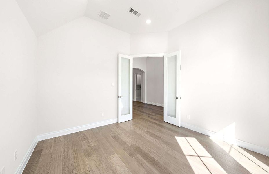 Representative unfurnished interior of a home built from the 2464 by Ravenna Homes in The Highlands 55′, Porter (Image 20). Representative unfurnished interior of a home built from the 2464 by Ravenna Homes in The Highlands 55′, Porter (Image 20).