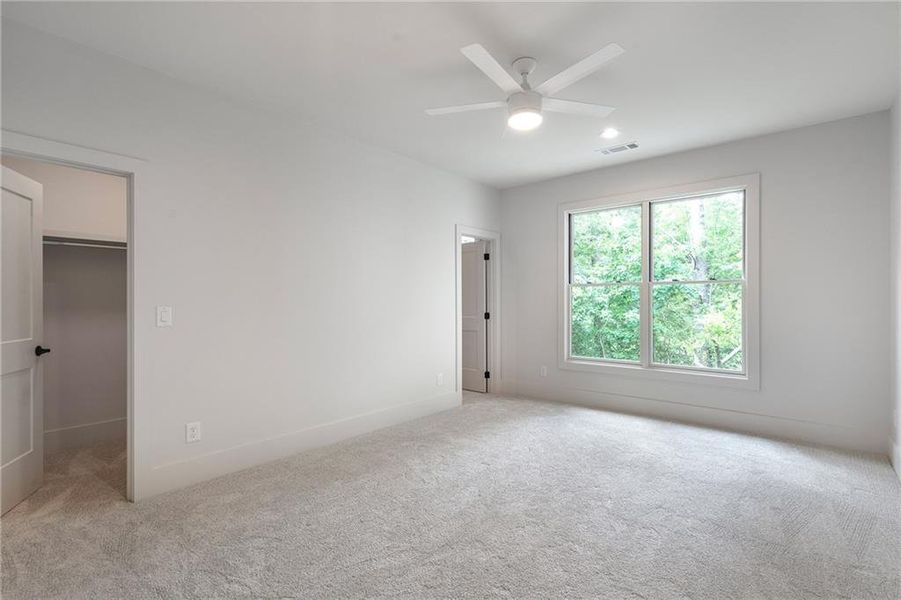 Spacious, unfurnished interior of a new home in , Atlanta (Image 45). Spacious, unfurnished interior of a new home in , Atlanta (Image 45).