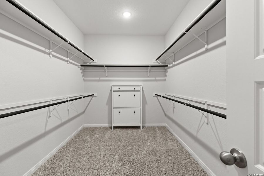 Spacious, unfurnished interior of a new home in Autry Pond, San Antonio (Image 30). Spacious, unfurnished interior of a new home in Autry Pond, San Antonio (Image 30).