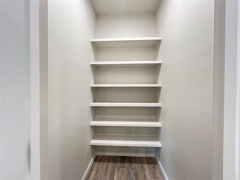Spacious, unfurnished interior of a new home in , Sulphur Springs (Image 9).