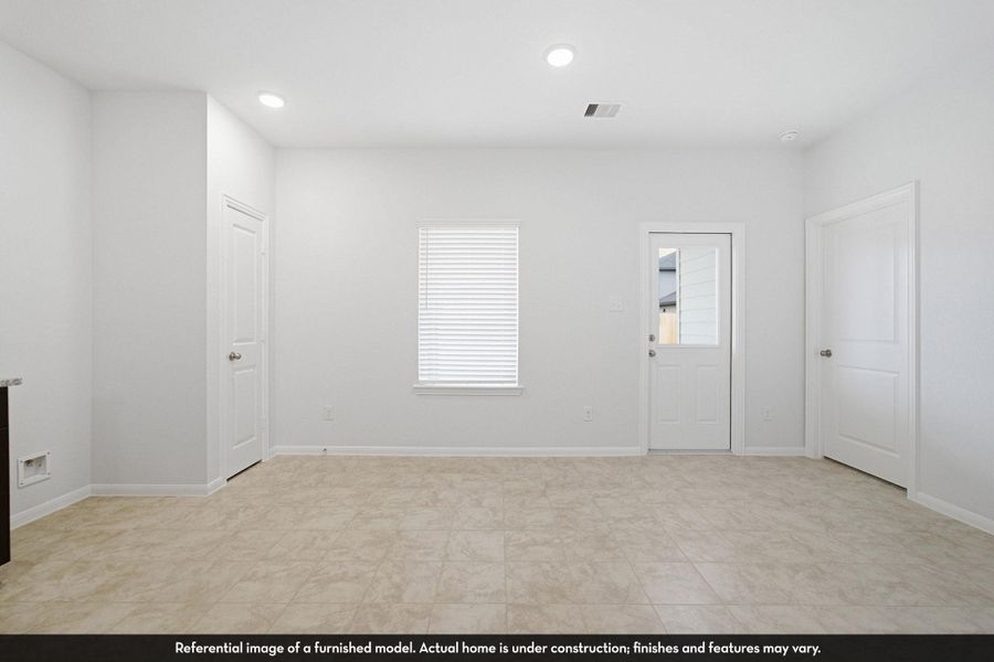 Spacious, unfurnished interior of a new home in Caney Mills, Conroe (Image 11). Spacious, unfurnished interior of a new home in Caney Mills, Conroe (Image 11).