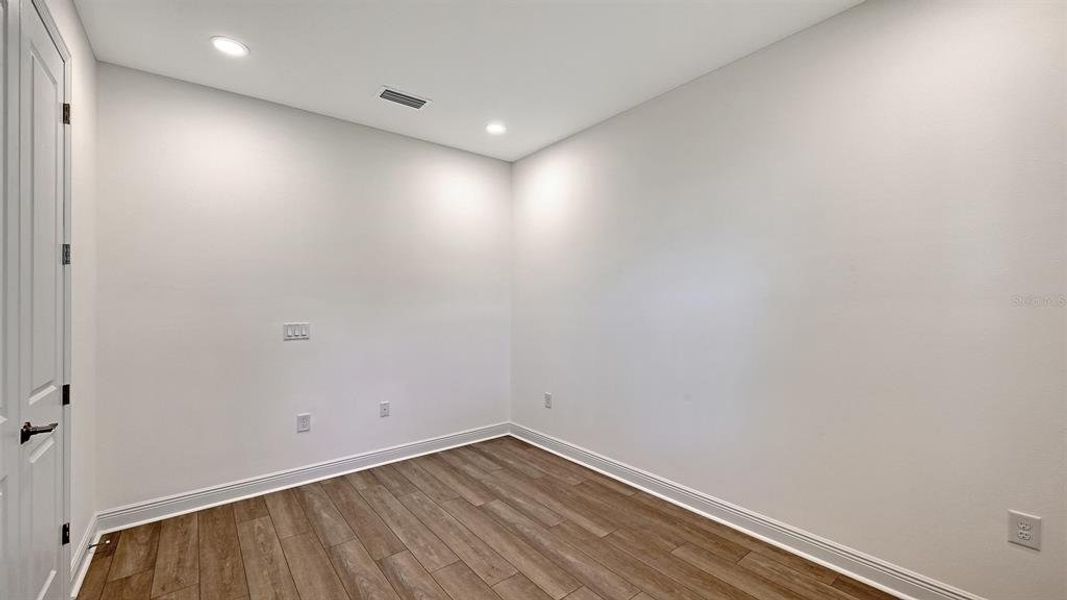 Spacious, unfurnished interior of a new home in , Nokomis (Image 17).