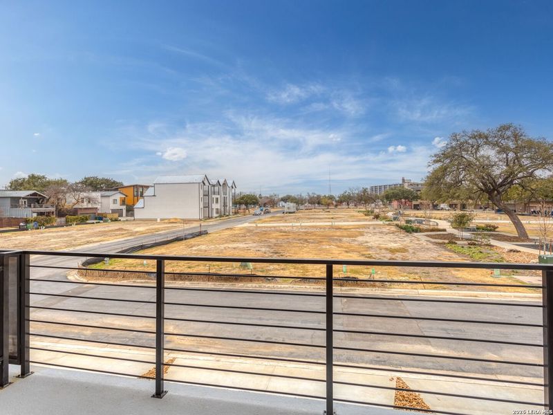 Community amenities in , San Antonio (Image 31).