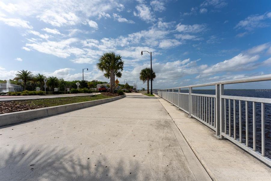 Community amenities in , Sanford (Image 36).