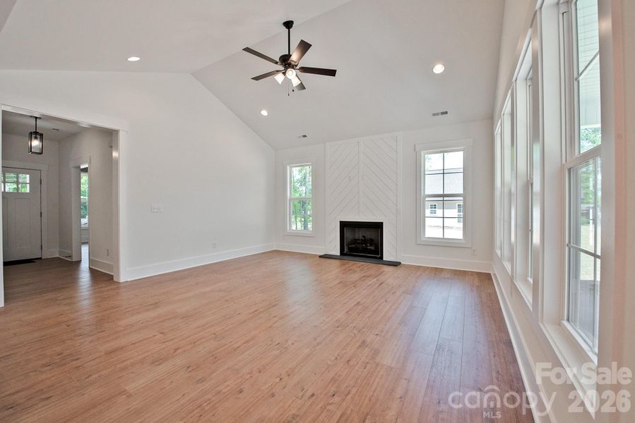 Spacious, unfurnished interior of a new home in , Concord (Image 34).