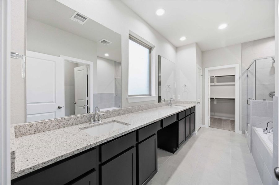 Furnished interior view inside a new home in , La Marque (Image 8).