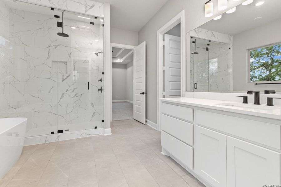 Furnished interior view inside a new home in Potranco Acres, Castroville (Image 5).