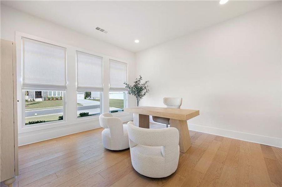 Furnished interior view inside a new home in , Woodstock (Image 14).