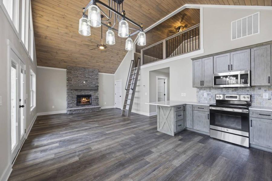 Image 38 of a home in .