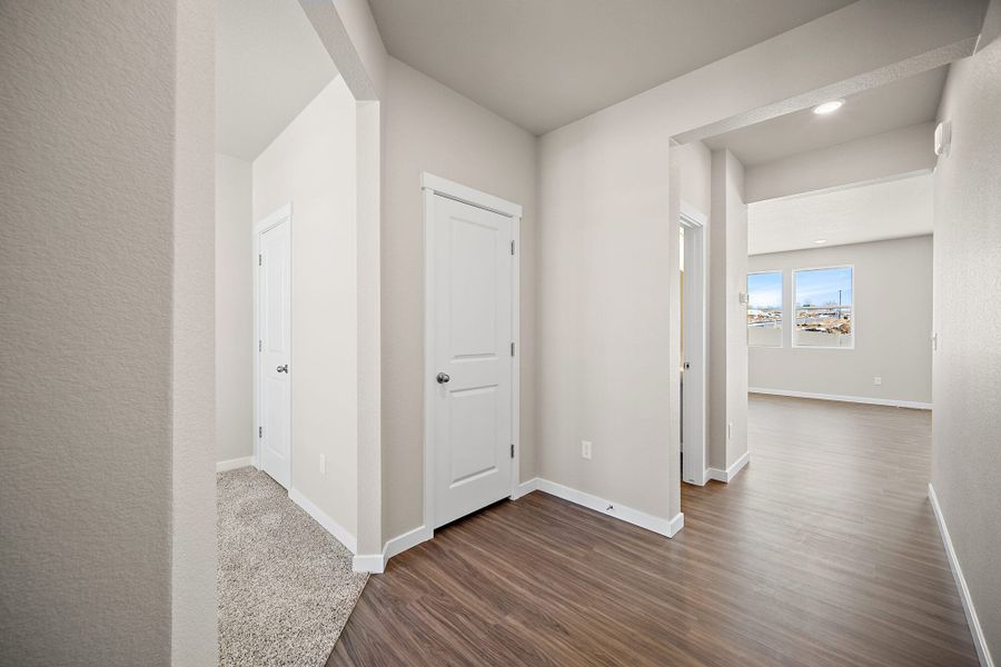 Spacious, unfurnished interior of a new home in Aspen Ranch, Fountain (Image 13).