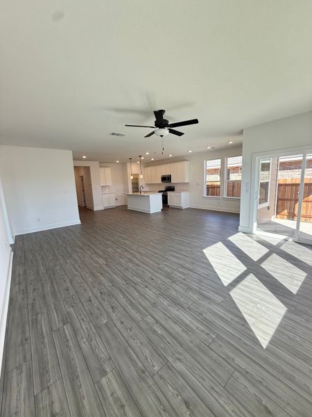 Spacious, unfurnished interior of a new home in Sage Collection – Freedom at Anthem, Kyle (Image 9). Spacious, unfurnished interior of a new home in Sage Collection – Freedom at Anthem, Kyle (Image 9).