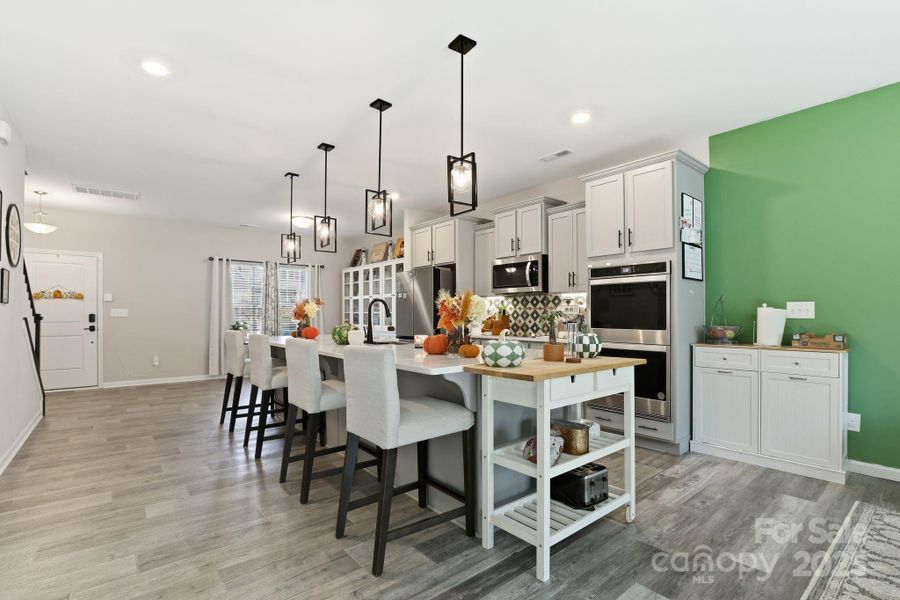 Furnished interior view inside a new home in , Statesville (Image 10).