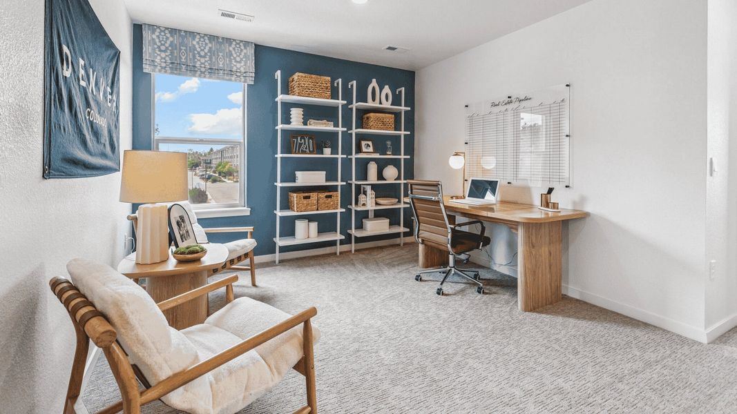 Furnished interior view inside a new home in Arcadia, Denver (Image 9).