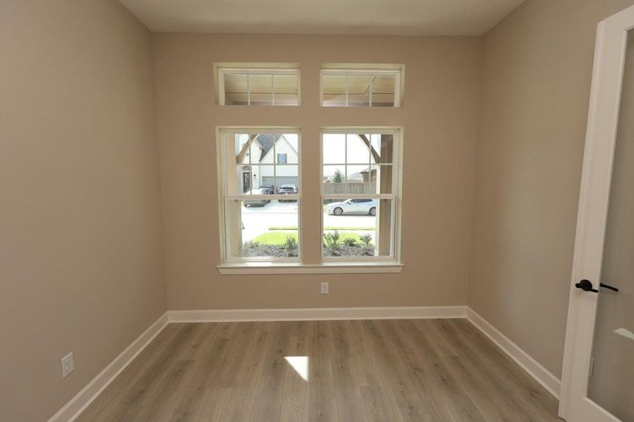 Spacious, unfurnished interior of a new home in Riceland 60’ Homesites, Mont Belvieu (Image 16).