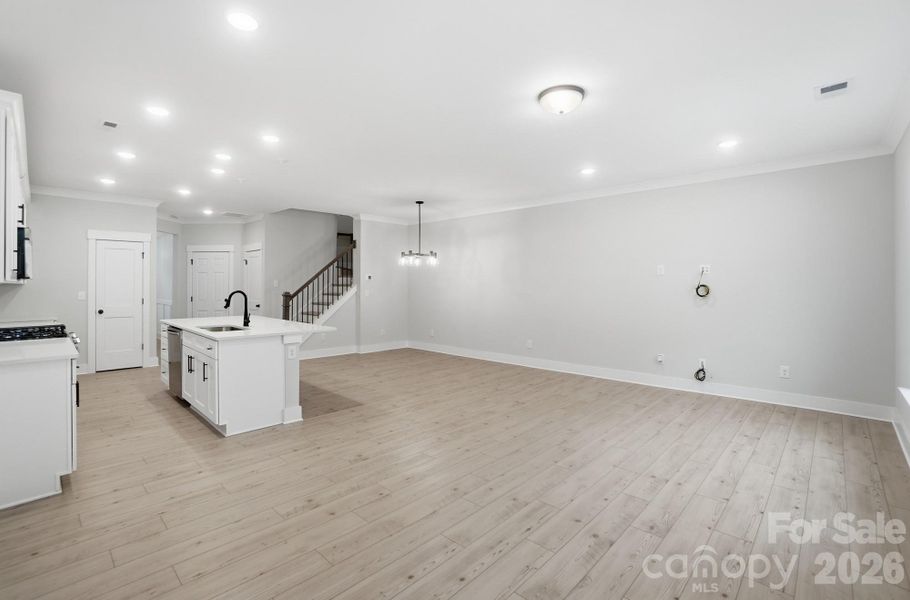 Spacious, unfurnished interior of a new home in Blythe Mill Townhomes, Waxhaw (Image 36).