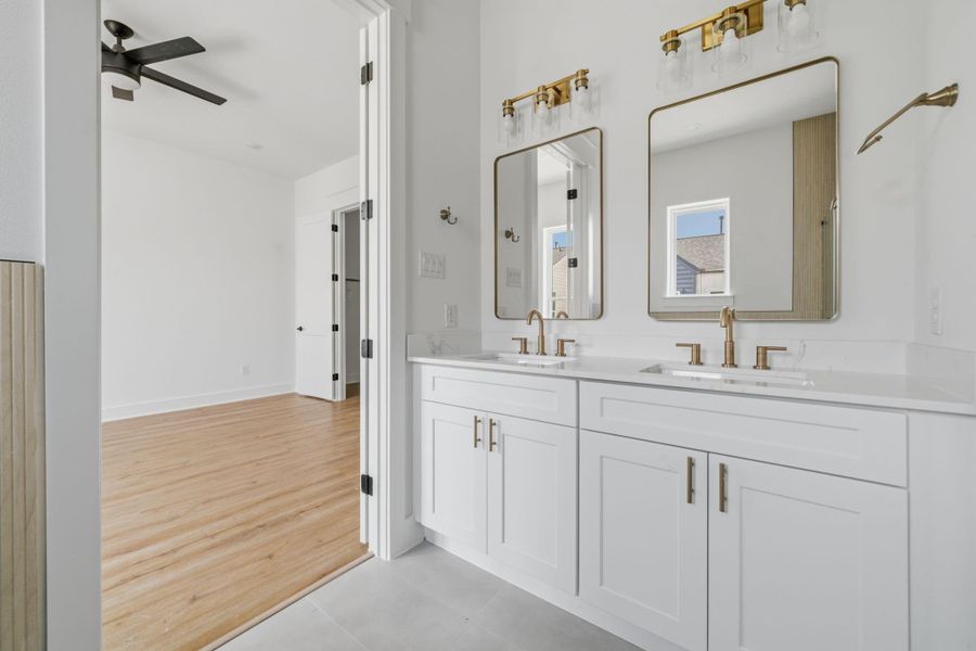 Furnished interior view inside a new home in , Houston (Image 13).