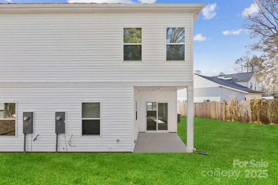Exterior details and patio area of a home in , Charlotte (Image 4).