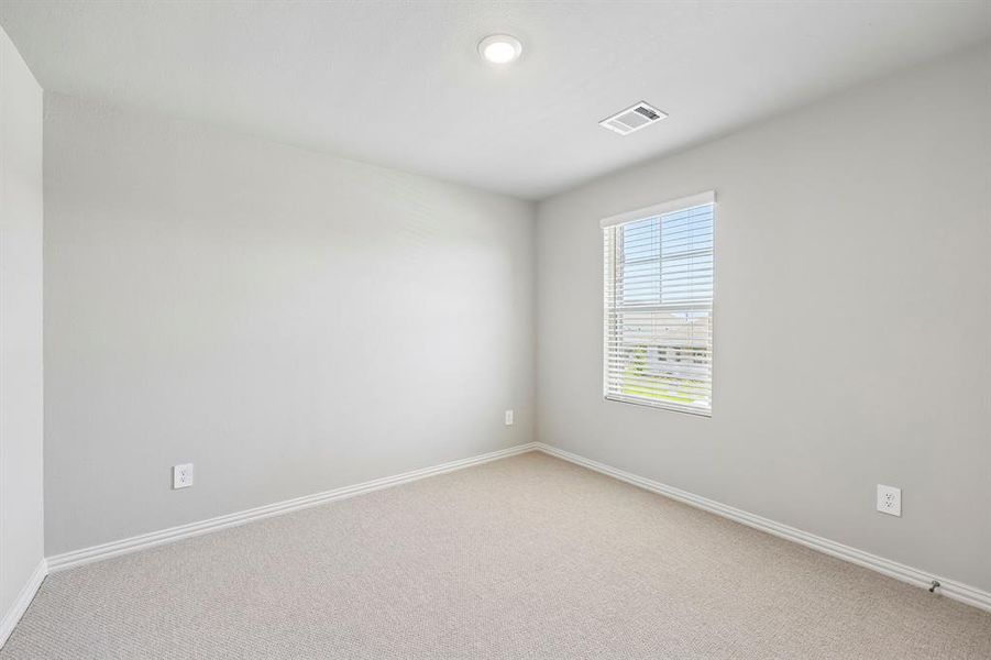 Spacious, unfurnished interior of a new home in Lakehaven - Premier Series, Farmersville (Image 37).