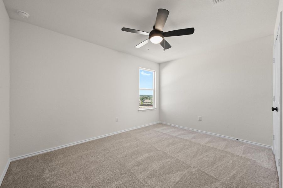 Spacious, unfurnished interior of a new home in Creekside at Estancia, Austin (Image 13). Spacious, unfurnished interior of a new home in Creekside at Estancia, Austin (Image 13).