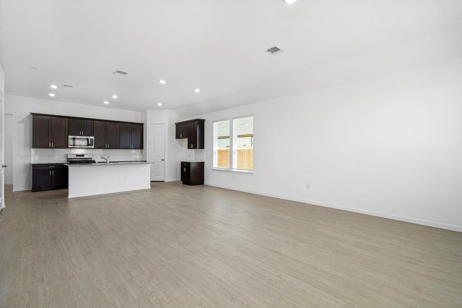 Spacious, unfurnished interior of a new home in Windcress, Cove (Image 17). Spacious, unfurnished interior of a new home in Windcress, Cove (Image 17).