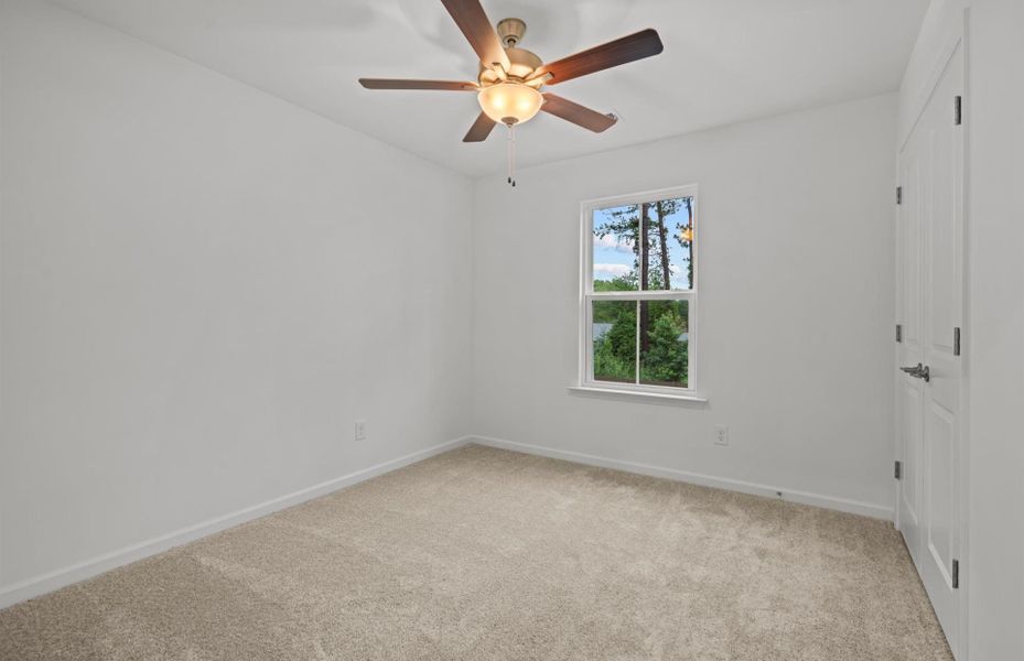 Spacious, unfurnished interior of a new home in Briarwood Reserve, Spartanburg (Image 21).