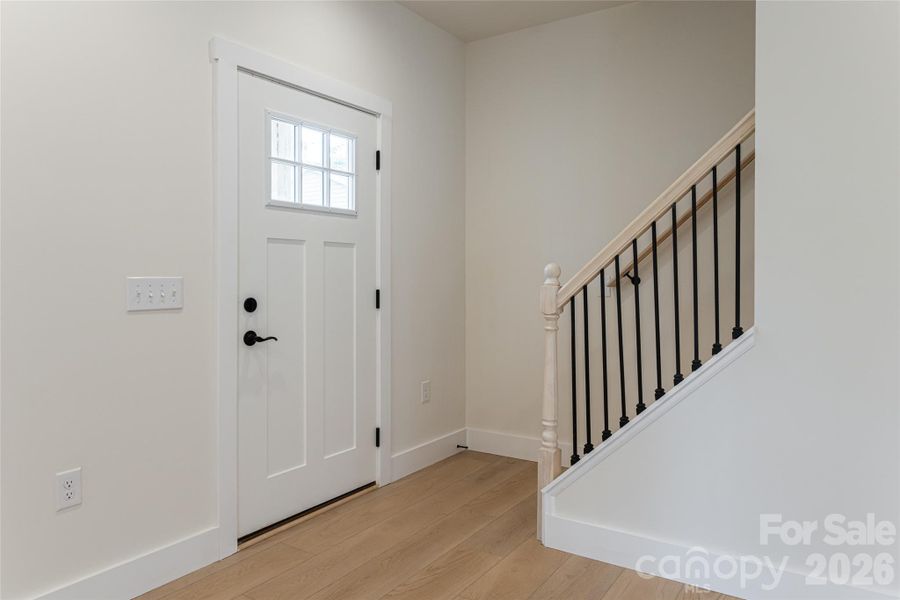 Spacious, unfurnished interior of a new home in , Fairview (Image 16).