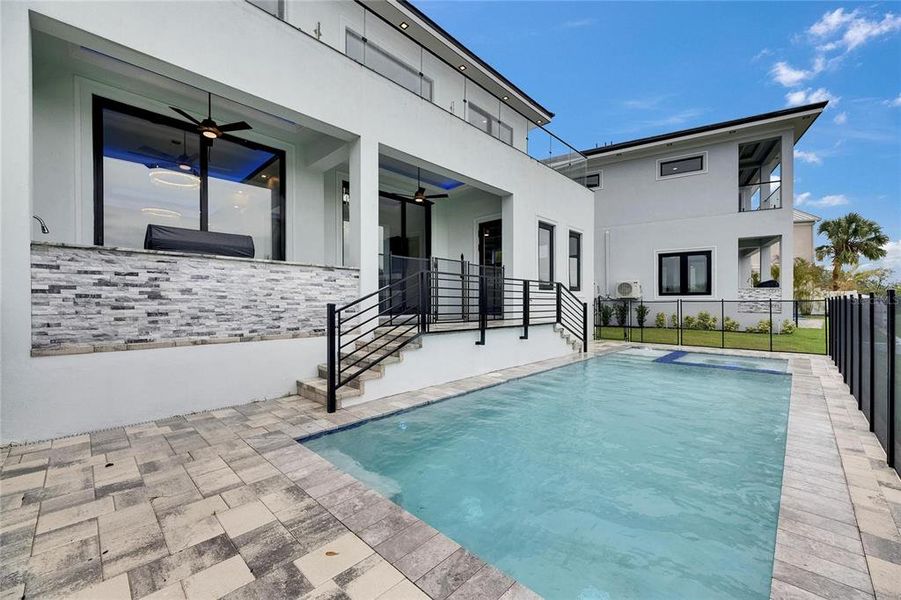 Exterior details and patio area of a home in , Apollo Beach (Image 45).
