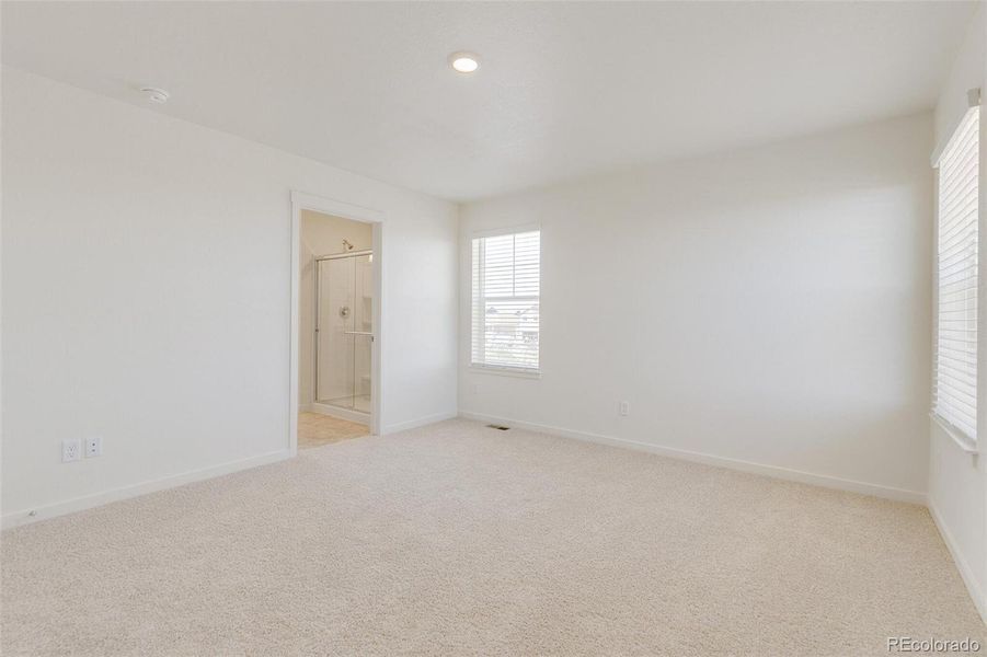 Spacious, unfurnished interior of a new home in Ridge at Johnstown, Johnstown (Image 18). Spacious, unfurnished interior of a new home in Ridge at Johnstown, Johnstown (Image 18).