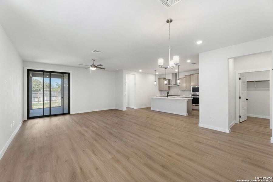 Spacious, unfurnished interior of a new home in Veranda Designer, San Antonio (Image 12). Spacious, unfurnished interior of a new home in Veranda Designer, San Antonio (Image 12).
