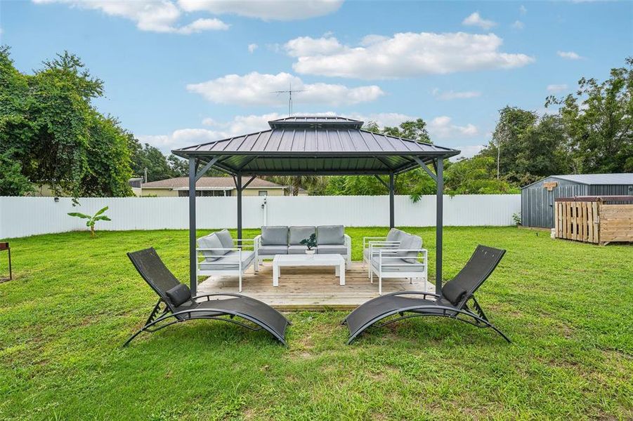 Exterior details and patio area of a home in , Summerfield (Image 16).