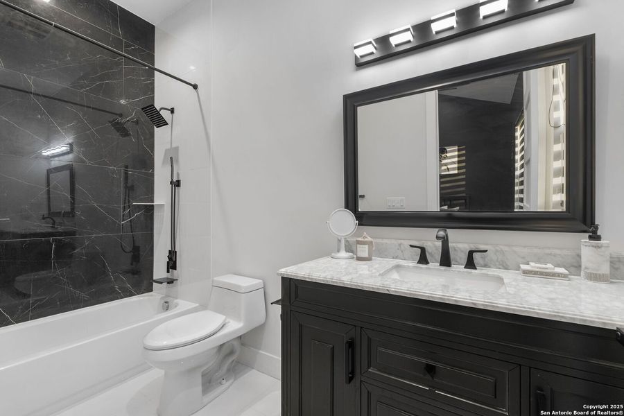 Furnished interior view inside a new home in , Spring Branch (Image 34).