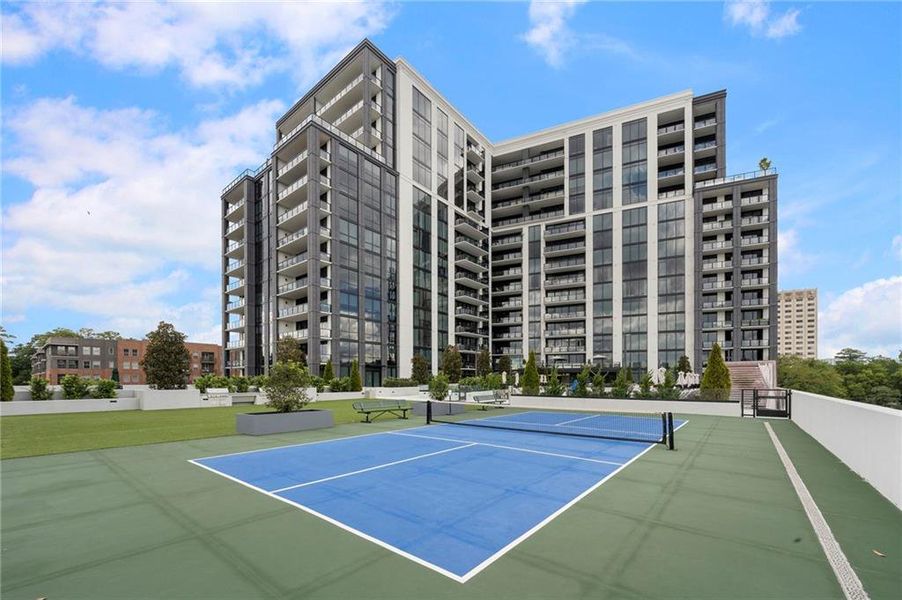 Condo located in Atlanta, GA showcasing its design and architecture (Image 25). Condo located in Atlanta, GA showcasing its design and architecture (Image 25).