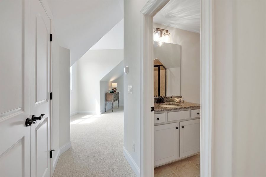 Jonesport, Bonus Room