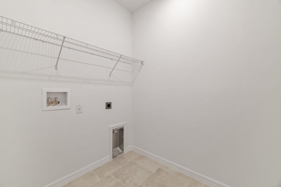 Spacious, unfurnished interior of a new home in Trinity Gardens, Deland (Image 12). Spacious, unfurnished interior of a new home in Trinity Gardens, Deland (Image 12).