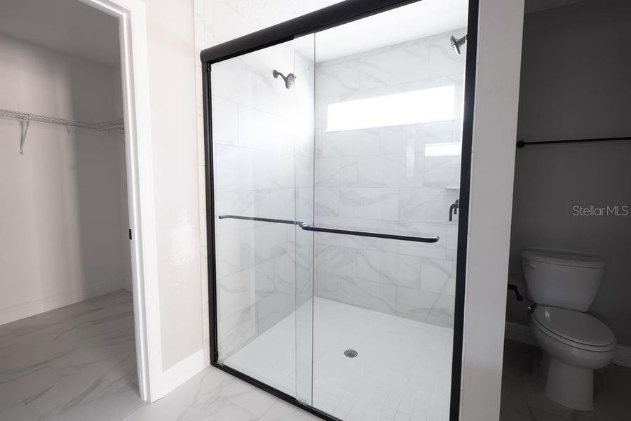 Close-up of interior finishes inside a home in , Citrus Springs (Image 16).